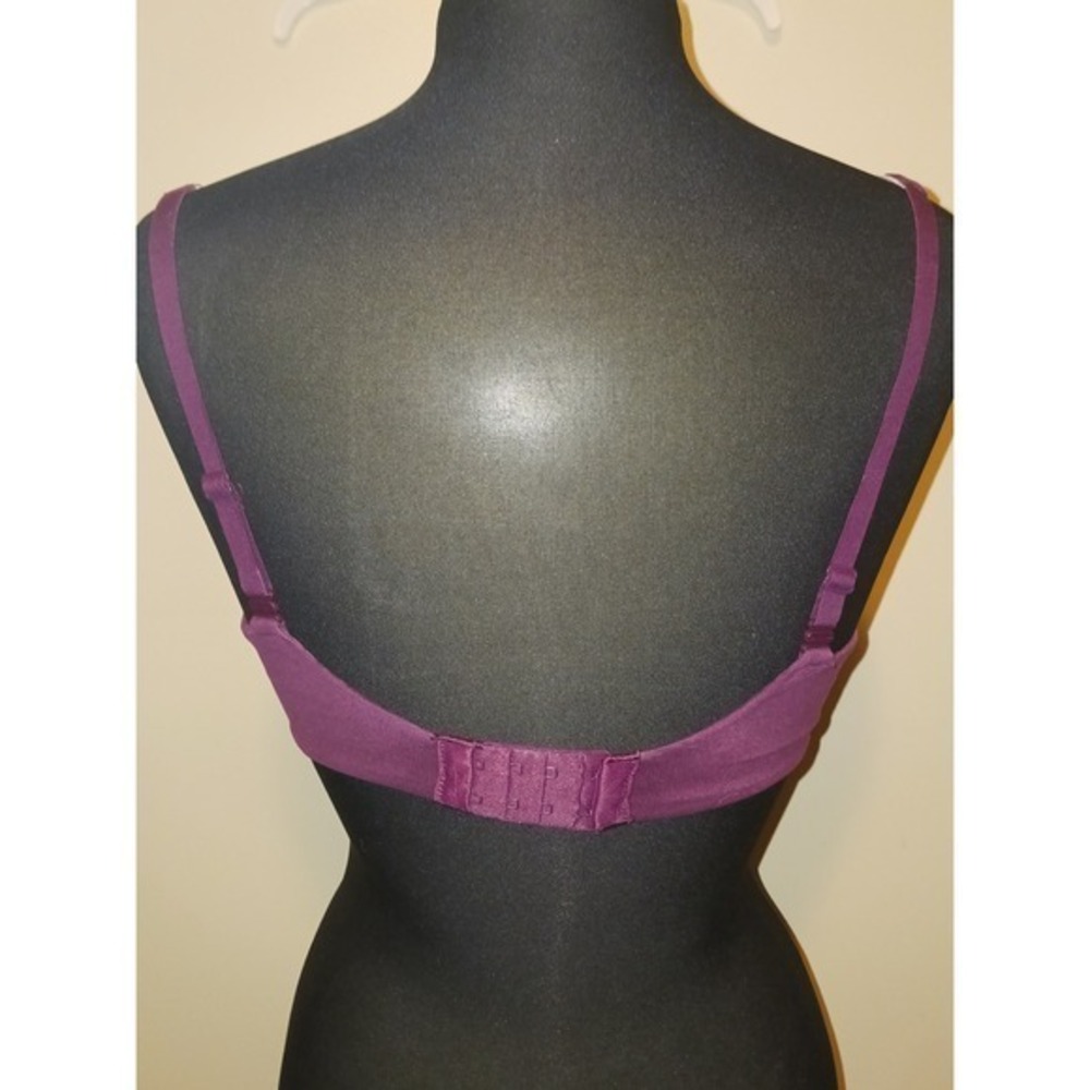 Victoria Secrets Body by Victoria Plunge purple Bra White Lace Trim Bow‎ 34DD - Picture 4 of 6